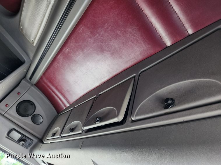 image for item JM9026 2007 Kenworth T2000  semi truck