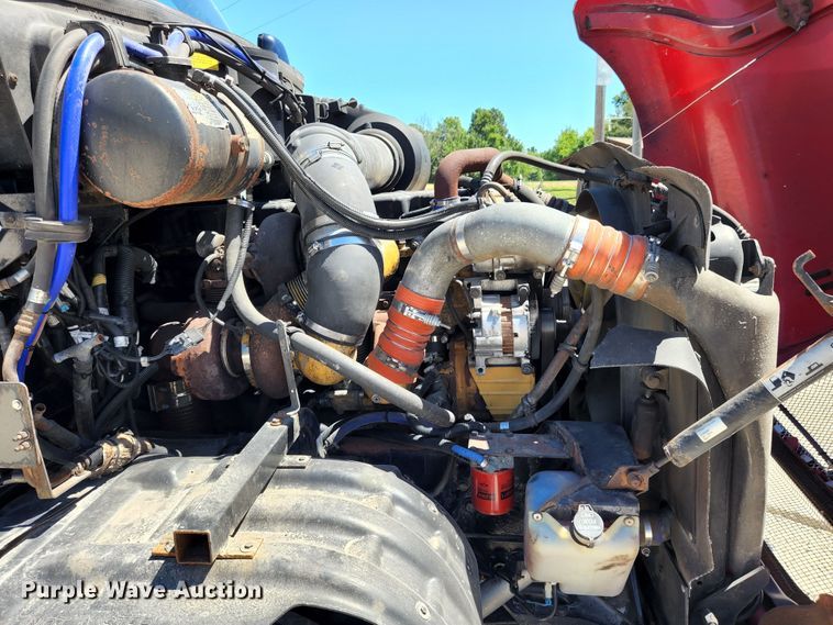 image for item JM9026 2007 Kenworth T2000  semi truck