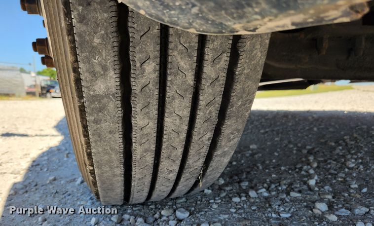 image for item JM9026 2007 Kenworth T2000  semi truck