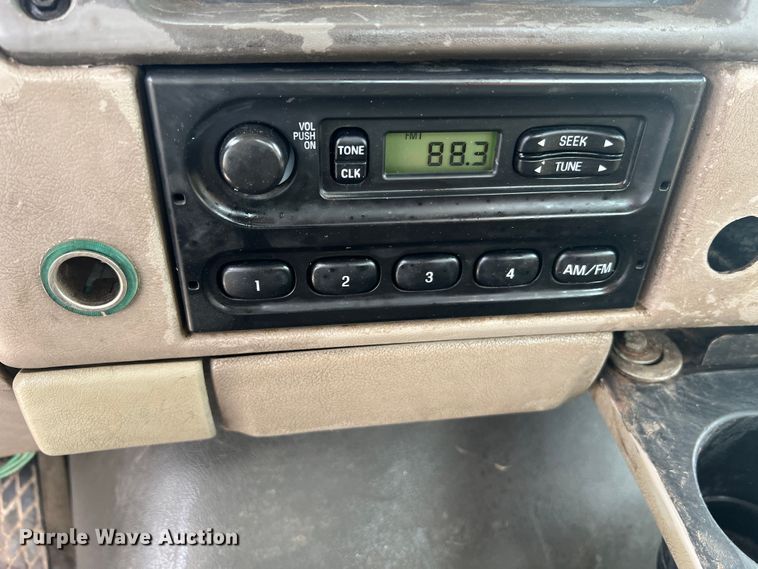 image for item KC9851 2007 Sterling LT7500  truck cab and chassis