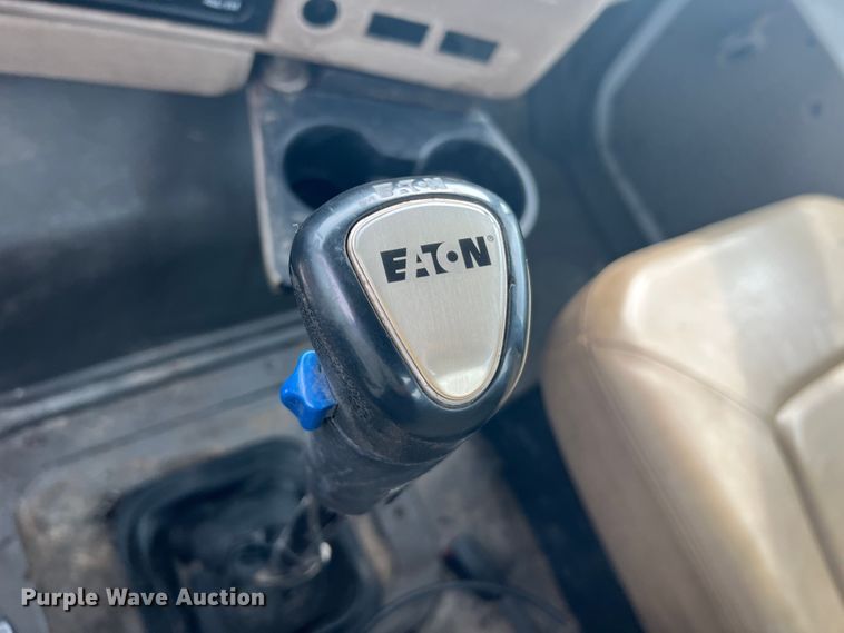 image for item KC9851 2007 Sterling LT7500  truck cab and chassis