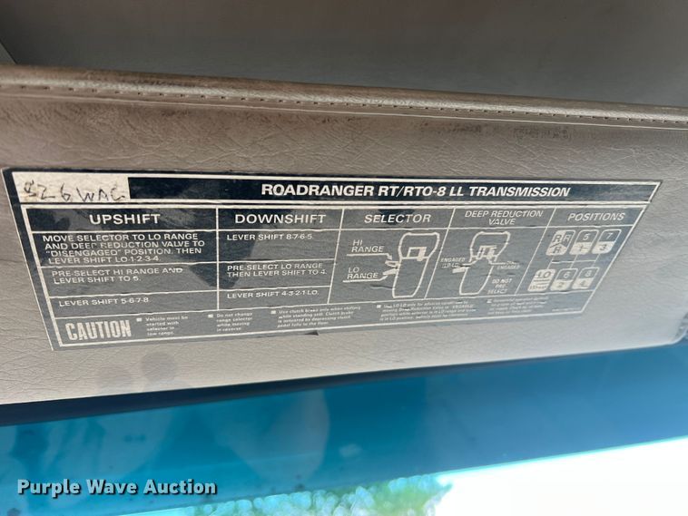 image for item KC9851 2007 Sterling LT7500  truck cab and chassis