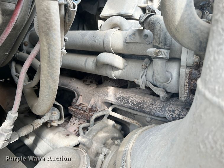 image for item KC9851 2007 Sterling LT7500  truck cab and chassis