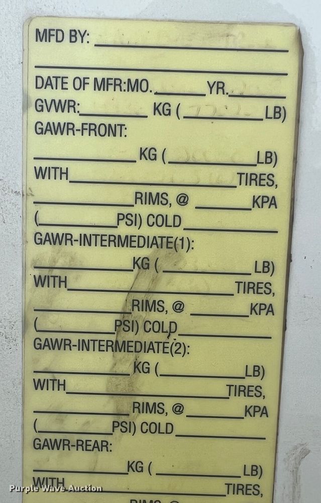 image for item KC9851 2007 Sterling LT7500  truck cab and chassis