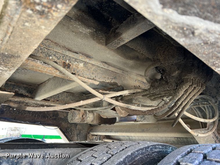 image for item KC9865 1998 Muv-All 4860TD  drop deck equipment trailer