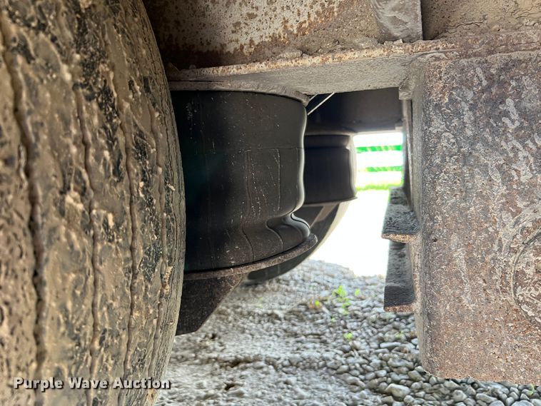 image for item KC9865 1998 Muv-All 4860TD  drop deck equipment trailer