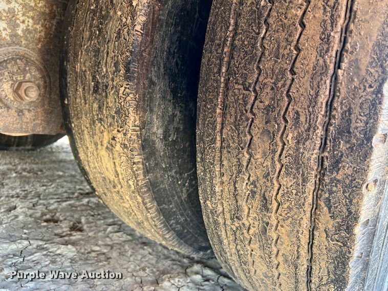 image for item KC9865 1998 Muv-All 4860TD  drop deck equipment trailer