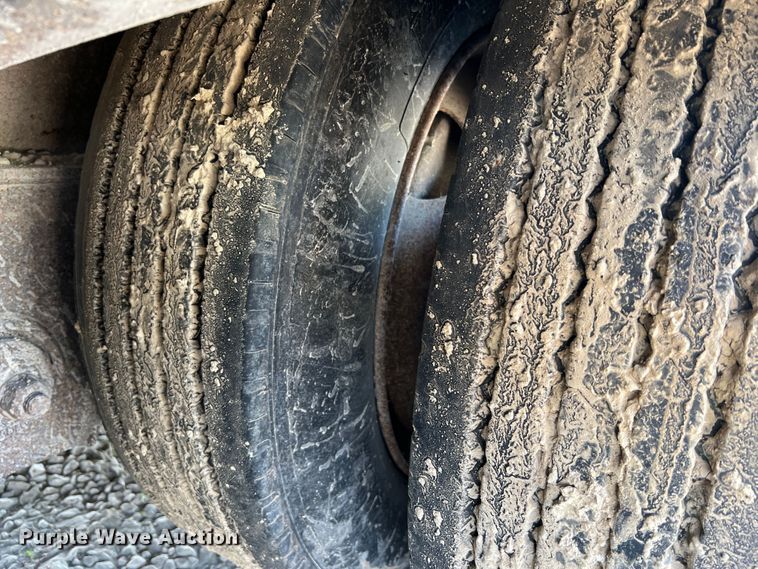 image for item KC9865 1998 Muv-All 4860TD  drop deck equipment trailer