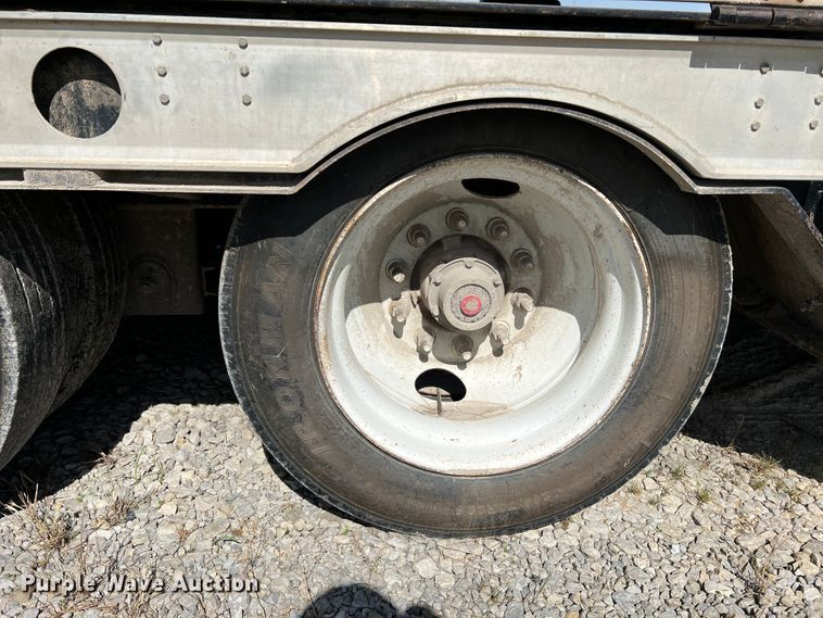 image for item KC9865 1998 Muv-All 4860TD  drop deck equipment trailer