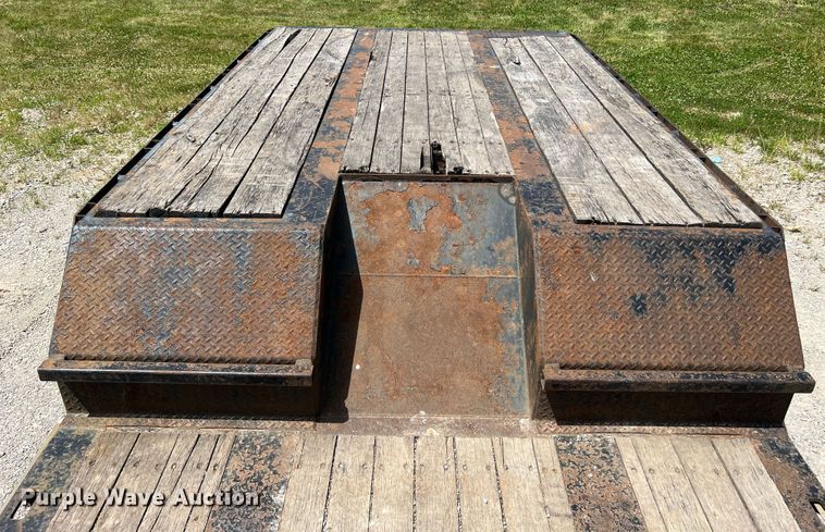 image for item KC9870 2014 Muv-All 5370MDG  lowboy equipment trailer