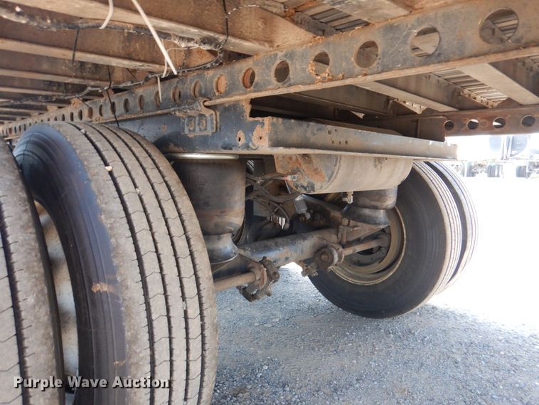 image for item KJ9856 1997 Guthrie  grain trailer