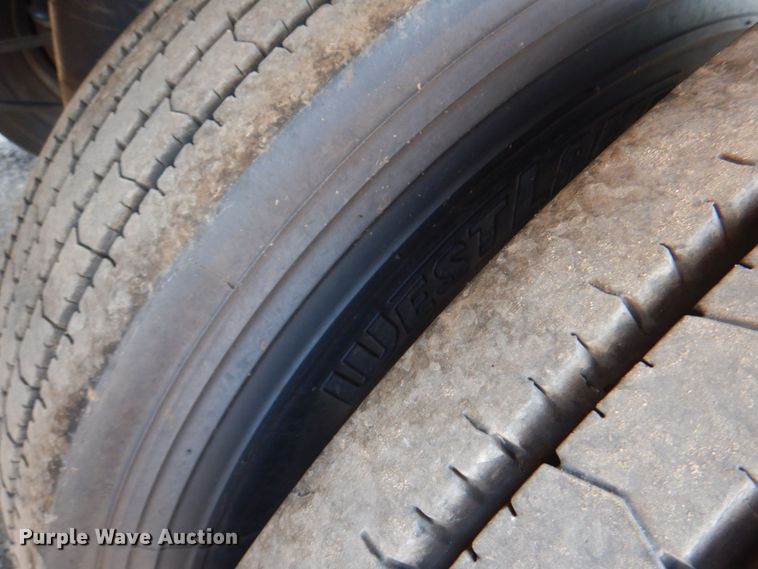 image for item KJ9856 1997 Guthrie  grain trailer