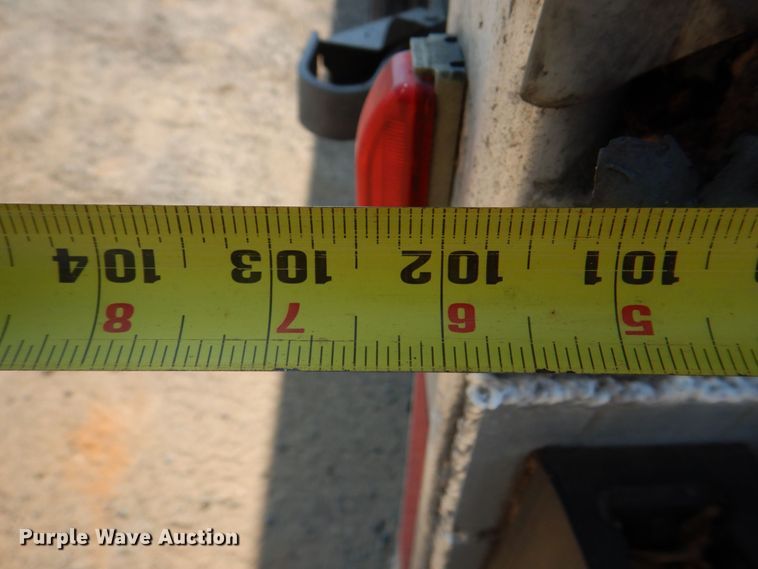 image for item KJ9856 1997 Guthrie  grain trailer