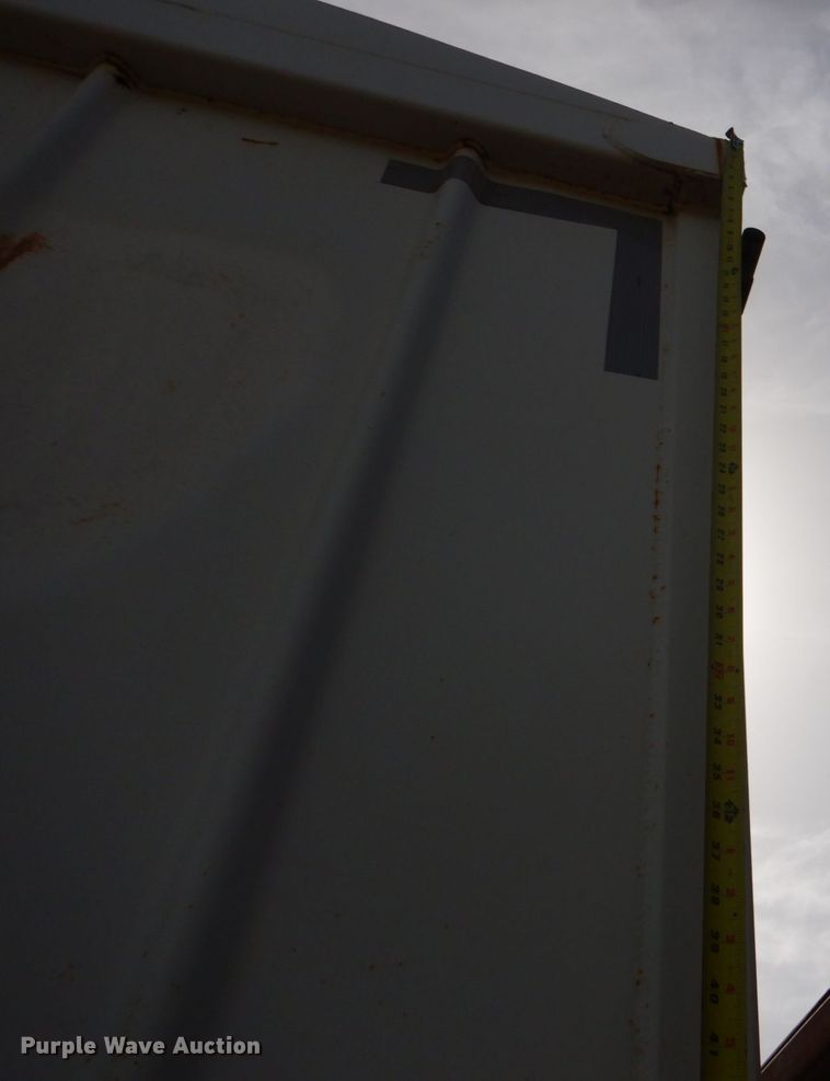 image for item KJ9871 2011 CTS GHT-40  grain trailer