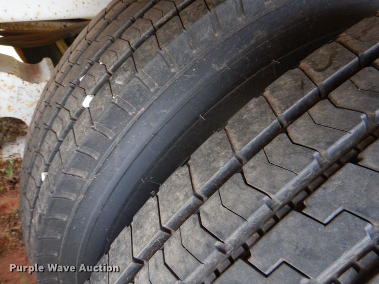 image for item KJ9871 2011 CTS GHT-40  grain trailer