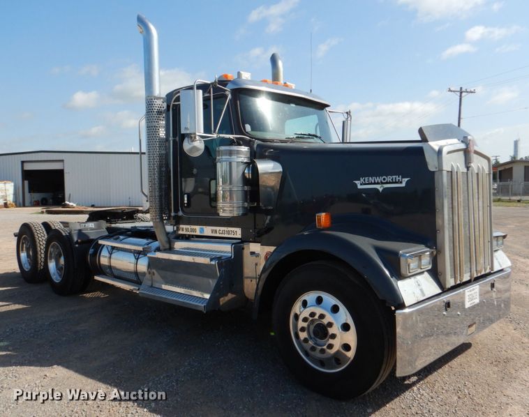 image for item KP9073 2012 Kenworth W900  semi truck