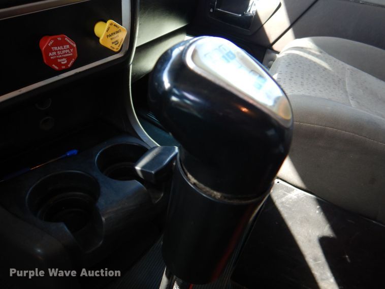 image for item KP9073 2012 Kenworth W900  semi truck