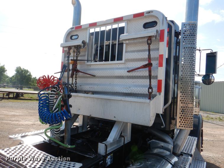 image for item KP9073 2012 Kenworth W900  semi truck