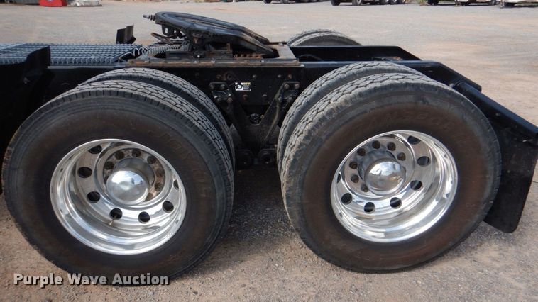 image for item KP9073 2012 Kenworth W900  semi truck