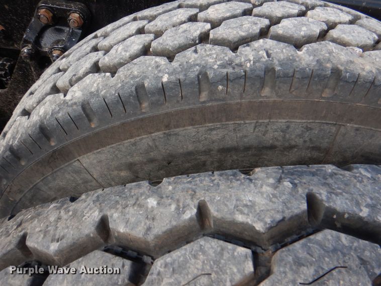 image for item KP9073 2012 Kenworth W900  semi truck