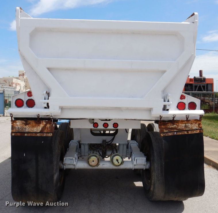 image for item KR9241 1996 Ranch  end dump trailer