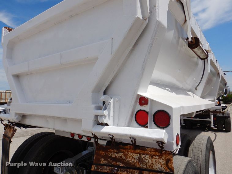 image for item KR9241 1996 Ranch  end dump trailer