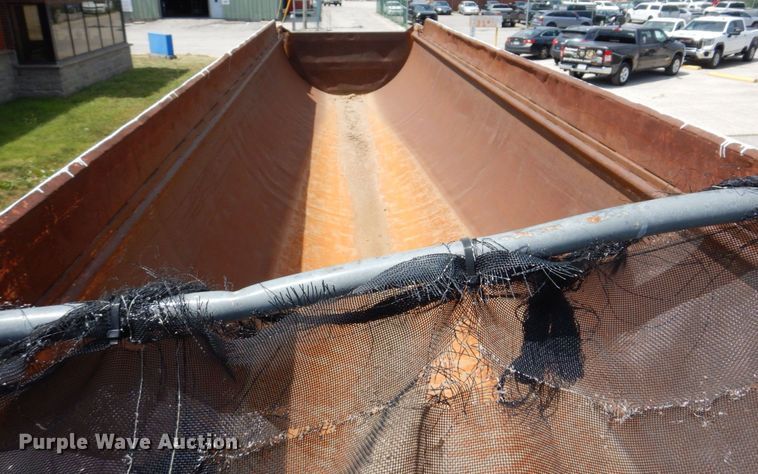 image for item KR9241 1996 Ranch  end dump trailer