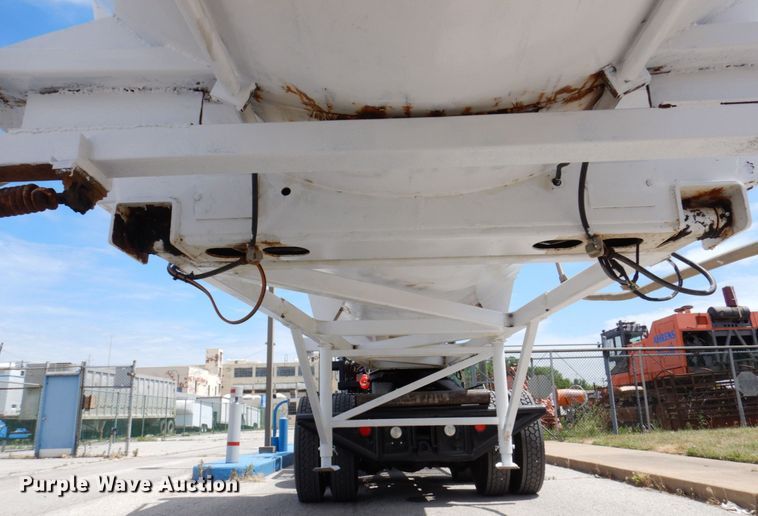 image for item KR9241 1996 Ranch  end dump trailer