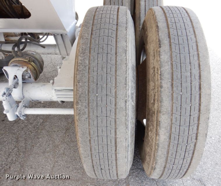 image for item KR9241 1996 Ranch  end dump trailer