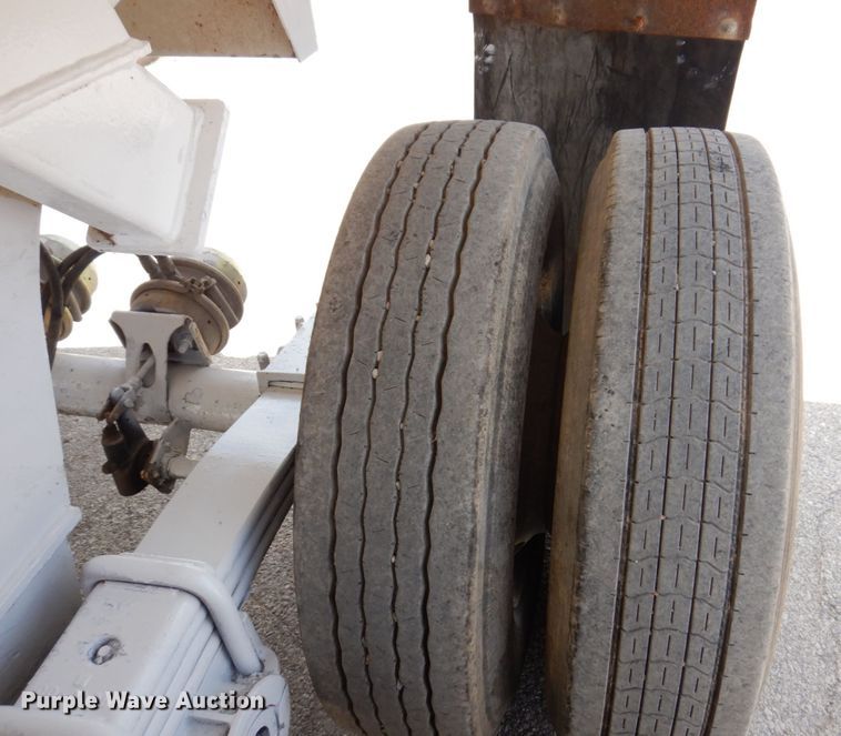 image for item KR9241 1996 Ranch  end dump trailer