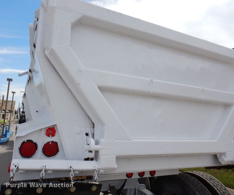 image for item KR9244 1996 Ranch  end dump trailer