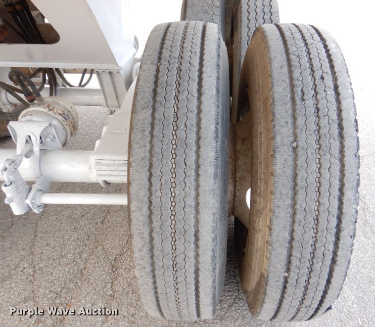 image for item KR9244 1996 Ranch  end dump trailer