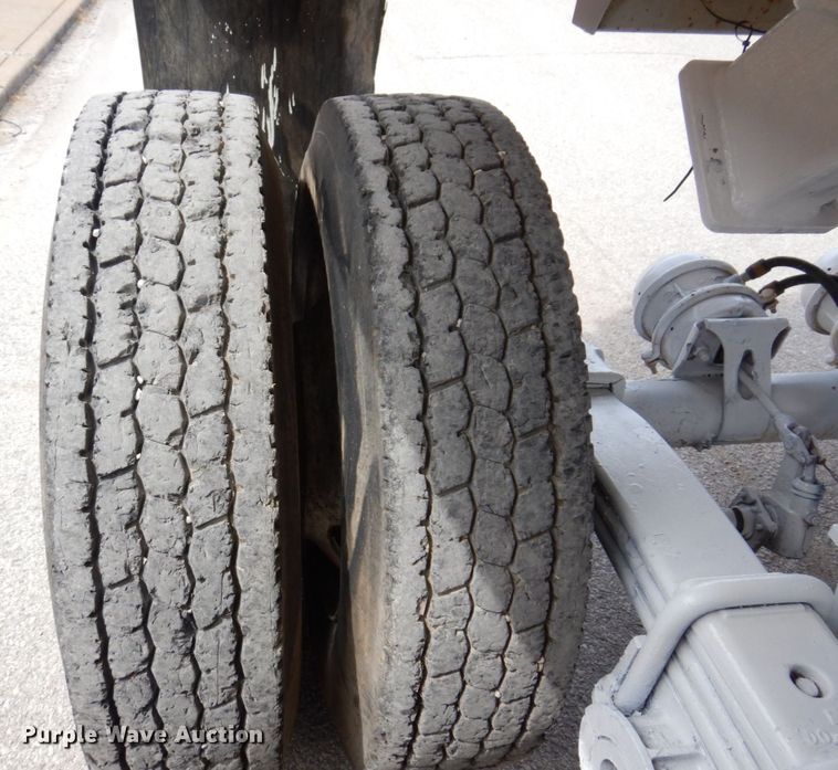 image for item KR9244 1996 Ranch  end dump trailer