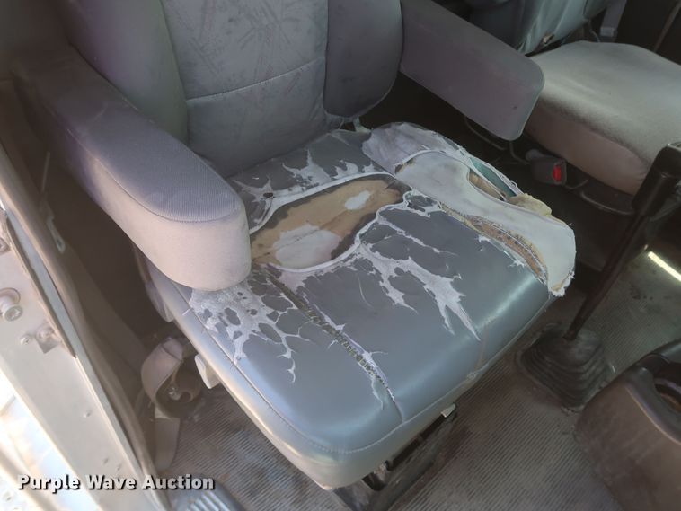 image for item KR9884 2008 Kenworth T800  semi truck