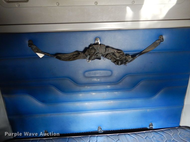 image for item MF9119 2005 Freightliner Columbia  semi truck