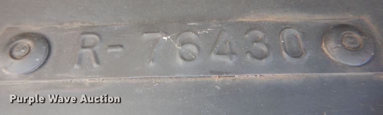 image for item MF9125 1988 International 9600  semi truck