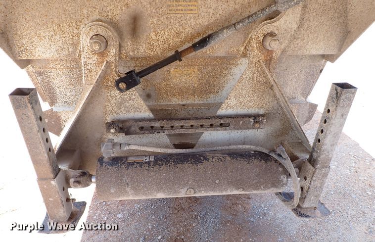 image for item MF9486 2012 CTS BDT-40  bottom dump trailer