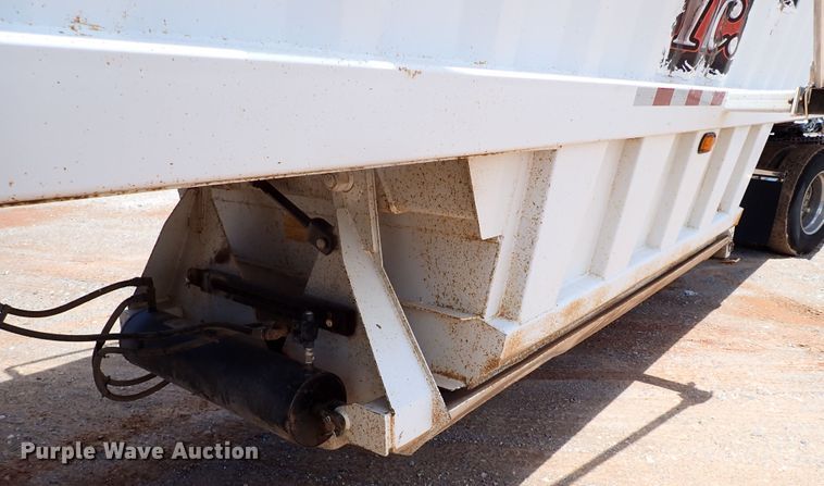 image for item MF9486 2012 CTS BDT-40  bottom dump trailer