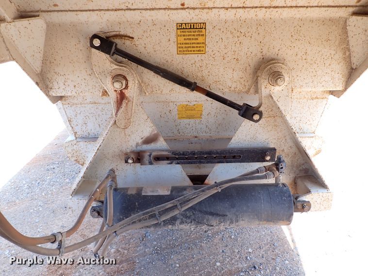 image for item MF9486 2012 CTS BDT-40  bottom dump trailer