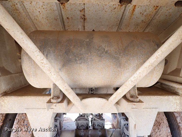 image for item MF9486 2012 CTS BDT-40  bottom dump trailer