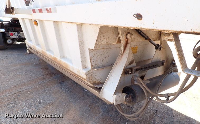 image for item MF9486 2012 CTS BDT-40  bottom dump trailer