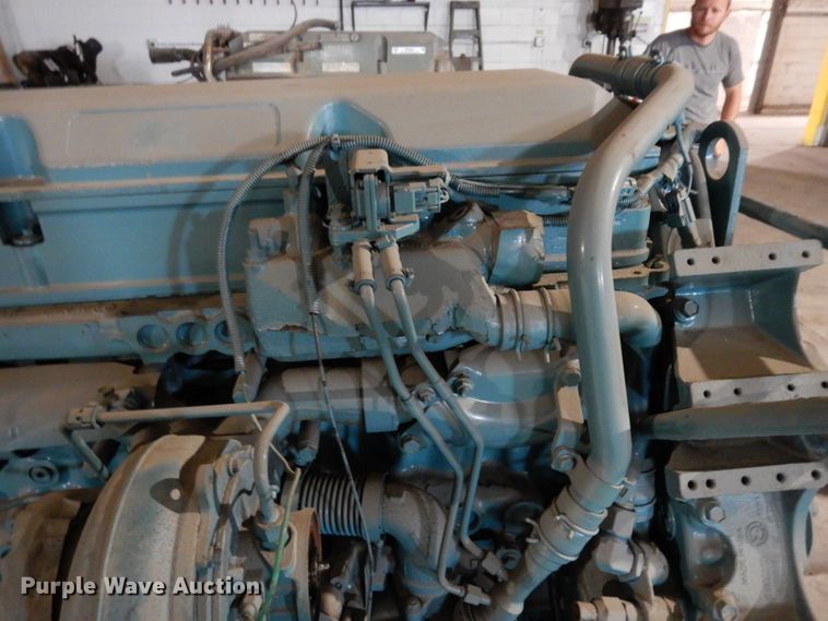 image for item MF9623 2006 Detroit Diesel Series 60  engine