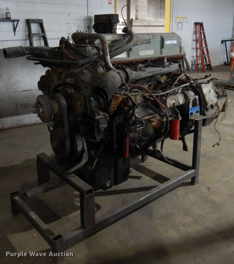 image for item MF9624 Detroit Diesel Series 60  engine
