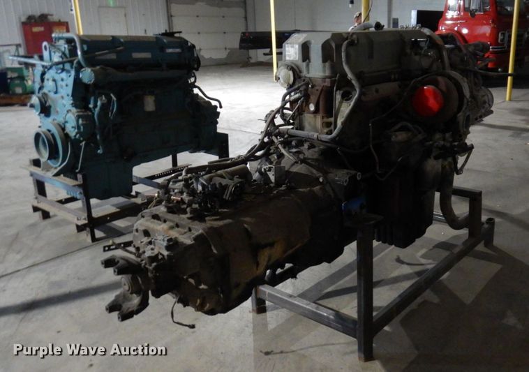 image for item MF9624 Detroit Diesel Series 60  engine