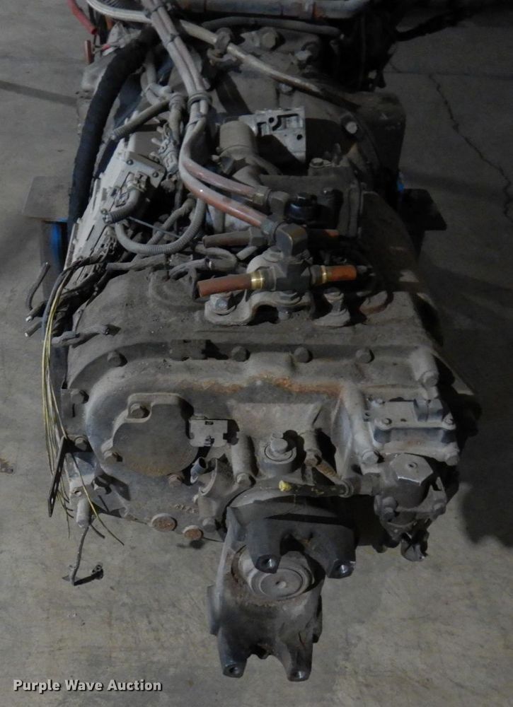 image for item MF9624 Detroit Diesel Series 60  engine
