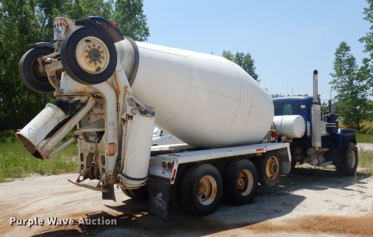 image for item MF9630 1999 Mack RD690S  ready mix truck