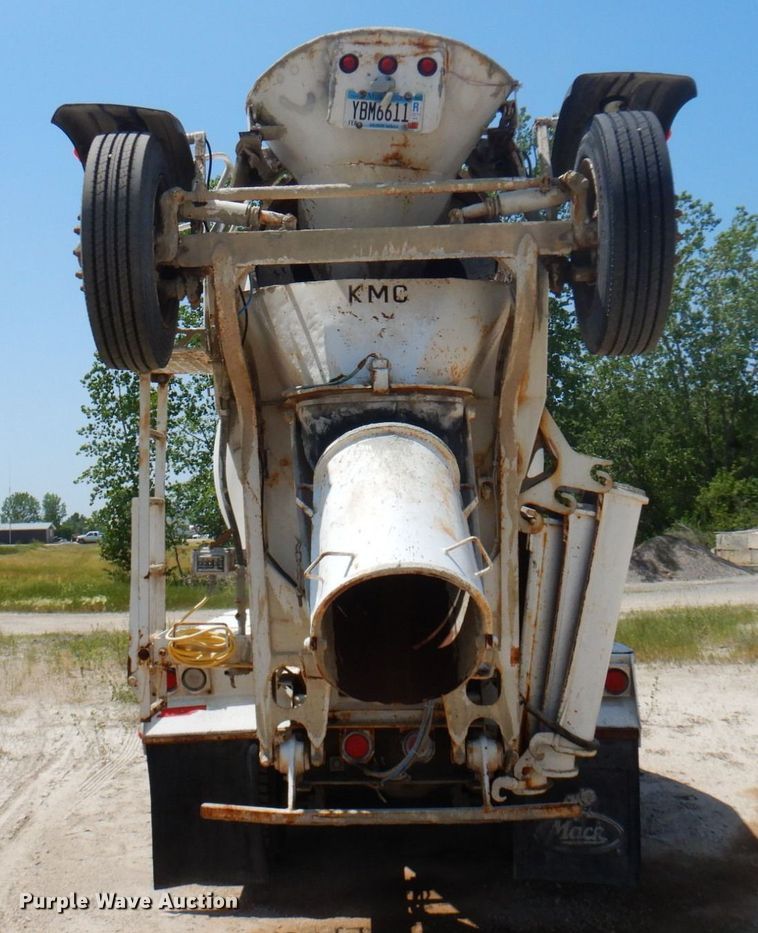 image for item MF9630 1999 Mack RD690S  ready mix truck