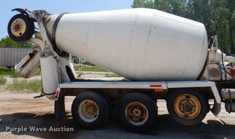 image for item MF9630 1999 Mack RD690S  ready mix truck