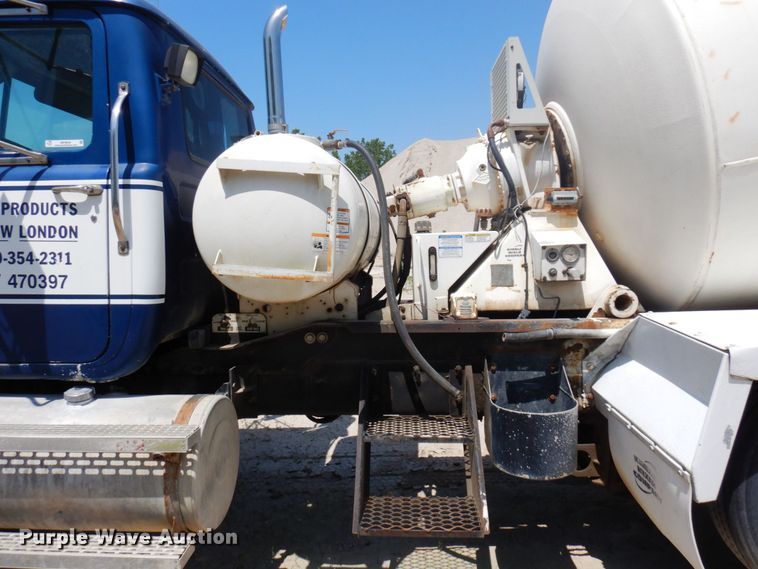 image for item MF9630 1999 Mack RD690S  ready mix truck