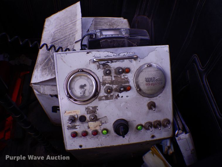 image for item MF9630 1999 Mack RD690S  ready mix truck